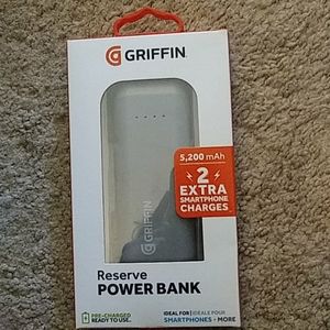 Griffin 5200 mAh reserve power bank